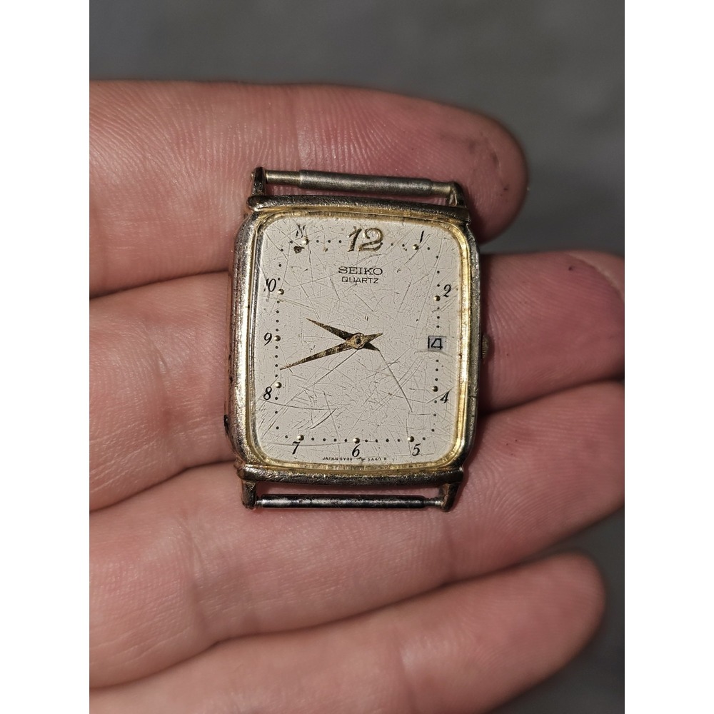 SEIKO QUARTZ MEN'S WRISTWATCH Date Calendar JAPAN MADE 80S VINTAGE - Picture 2 of 8